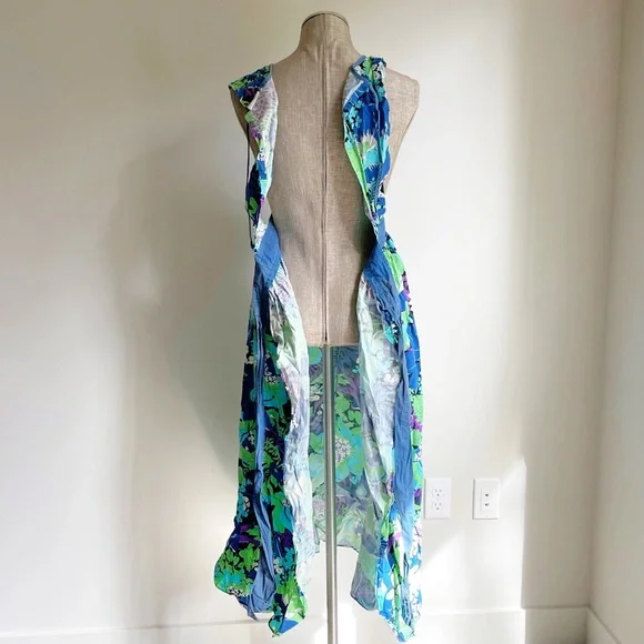 Blue Floral Vintage Pinafore Apron - Picture 6 of 17